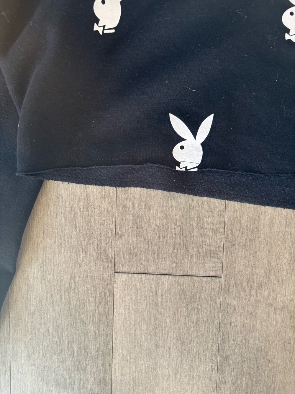 PLAYBOY Black Cropped Bunny-Print Hoodie - Picture 6 of 11